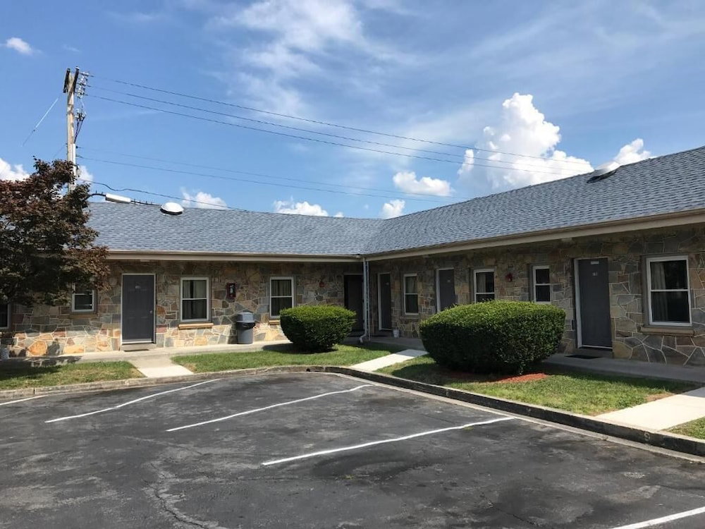 Blue Ridge Motel - thumb 4