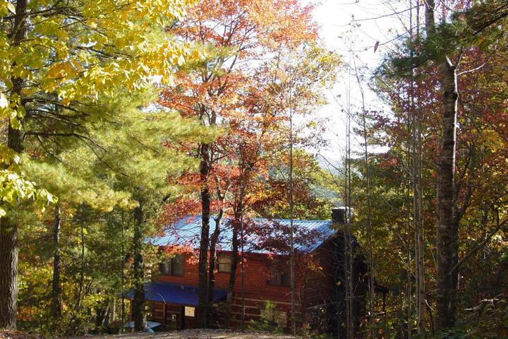 Blueberry Hideaway Sky Balcony Off Master Bedroom Minutes To Boone NC - thumb 4
