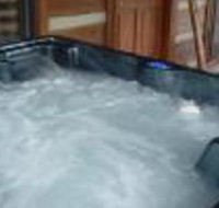 Creekside Overlook Secluded Log Cabin Overlooking Creek - Accommodation Philadelphia