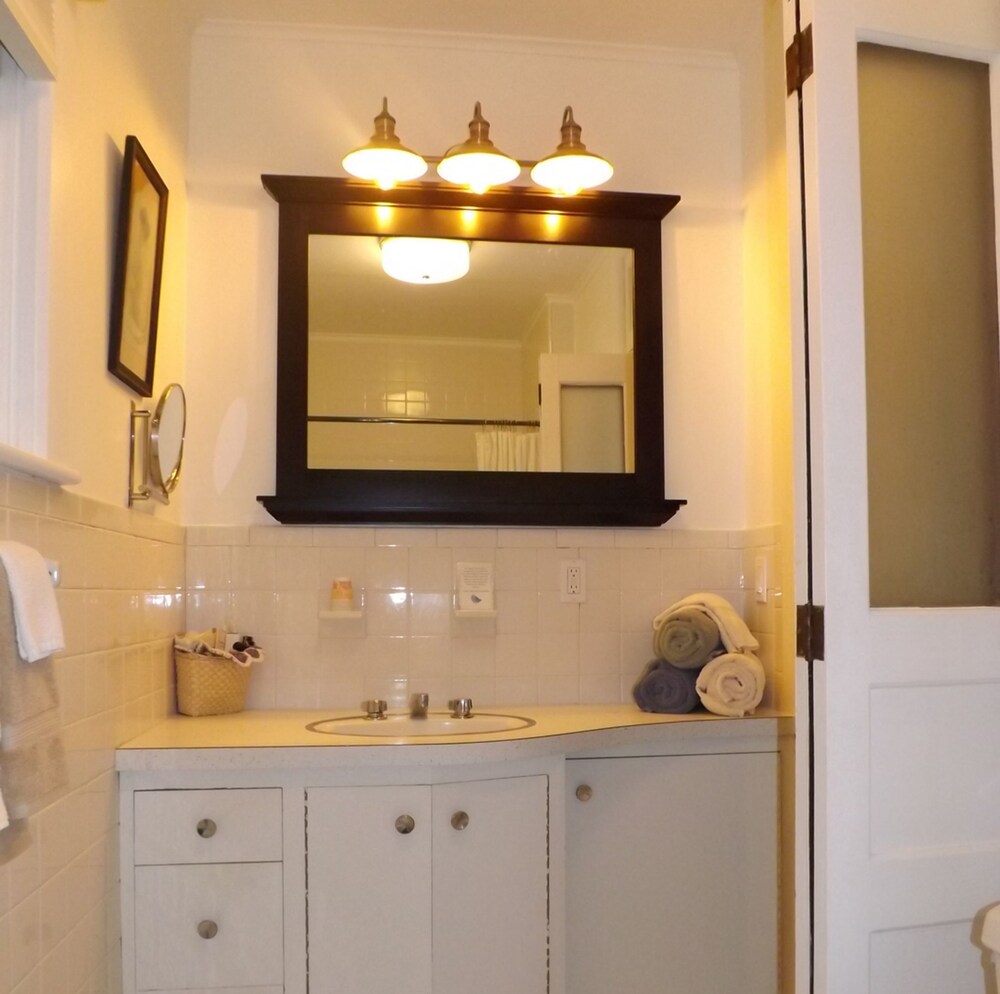 Geyser Lodge - thumb 6