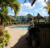 Pineapple Retreat at Coconut Villas of Dunedin Two Bedroom Condo - Accommodation Philadelphia