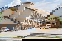 Super 8 by Wyndham Brunswick/St Simons Island Area