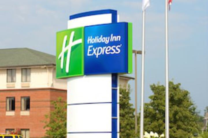 Holiday Inn Express Corydon, An IHG Hotel - thumb 3