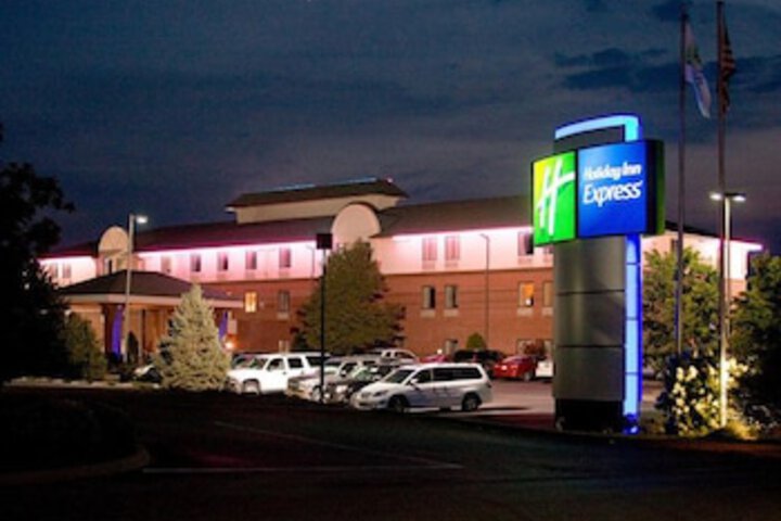 Holiday Inn Express Corydon, An IHG Hotel - thumb 1
