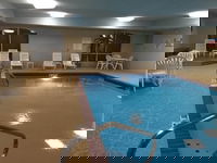 Holiday Inn Express Hotel  Suites Malvern an IHG Hotel