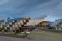 Holiday Inn Express Hotel  Suites in North East Erie an IHG Hotel