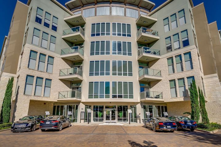 Kasa Houston Galleria Apartments - thumb 1