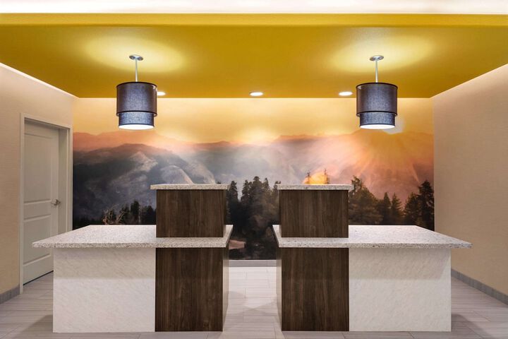 La Quinta Inn & Suites By Wyndham Clovis CA - thumb 6