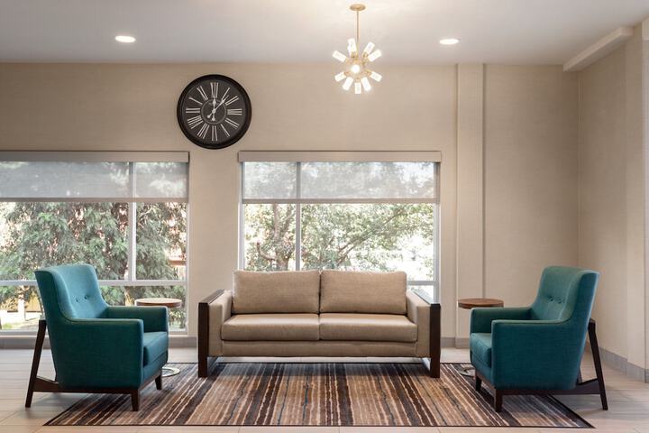 La Quinta Inn & Suites By Wyndham Clovis CA - thumb 3