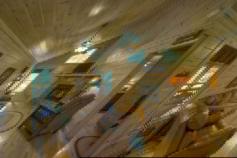 Sugar Creek Retreat - thumb 0