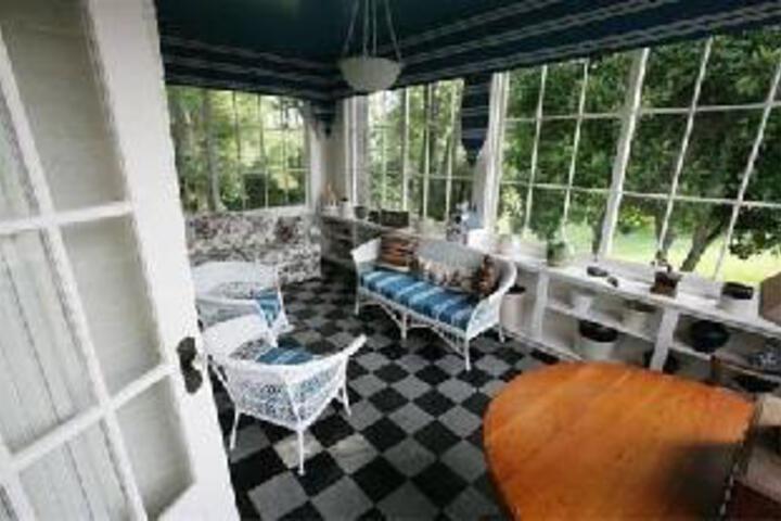 Shepard Inn - thumb 4