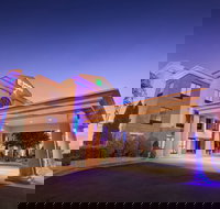 Holiday Inn Express Hotel  Suites Raleigh-Wakefield an IHG Hotel - Accommodation Philadelphia