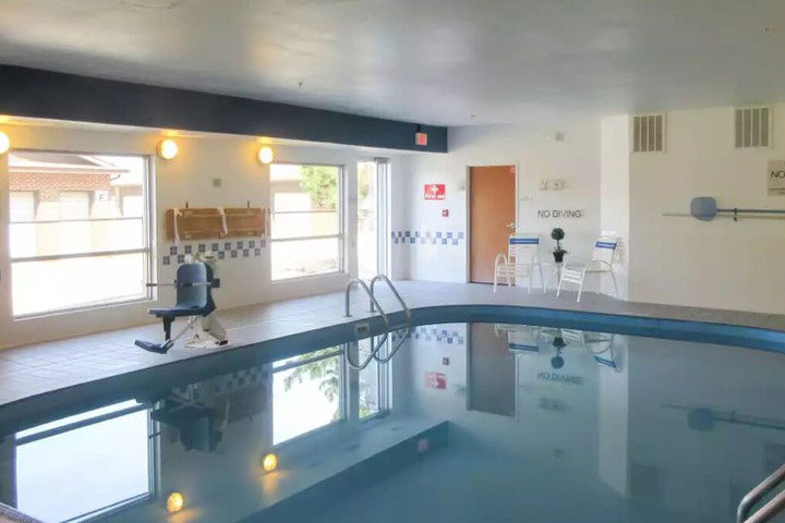 Quality Inn - thumb 1