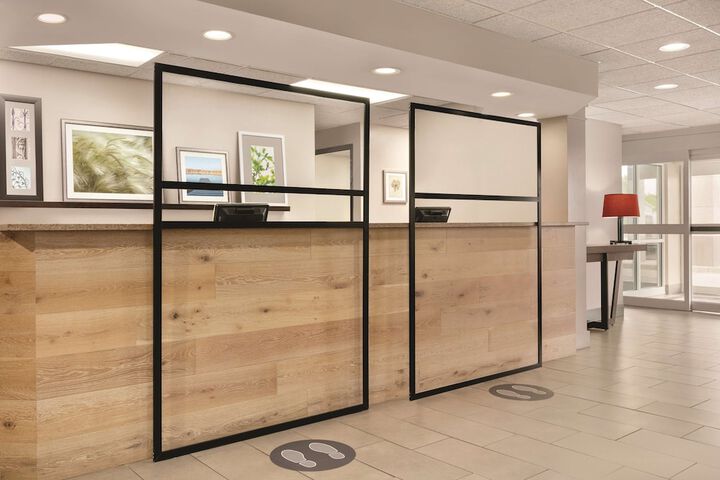 Country Inn & Suites By Radisson, Port Clinton, OH - thumb 6