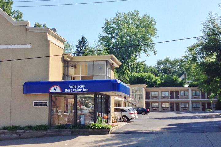 Econo Lodge Downtown - thumb 2