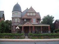 Hermansaders Victorian Mansion