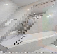 Domio Downtown Divine 3BR Infinity Pool - Accommodation Philadelphia