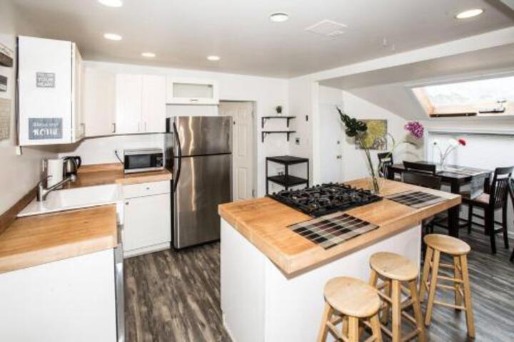 A Greenlake Private 2nd Floor Room - thumb 4