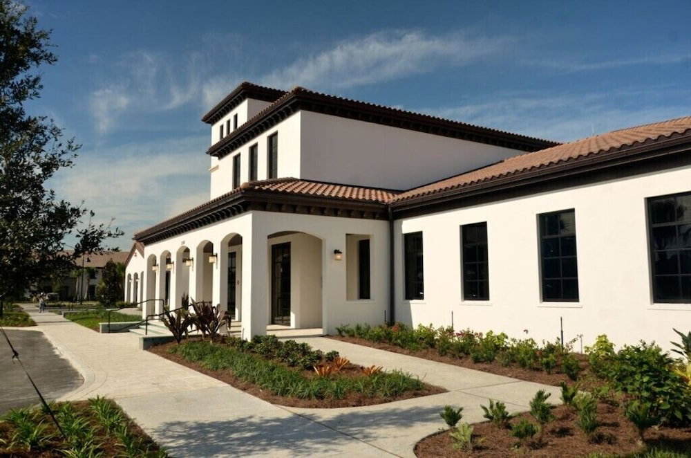 1598ima Ultimate 8 Bedroom 6 Bathroom - thumb 0