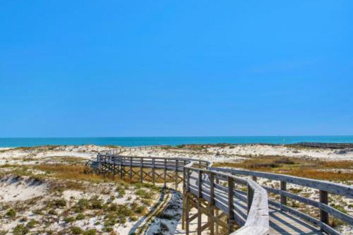 203E Beautiful 3BR / 3BA Center Condo With Gulf View - thumb 4