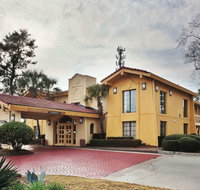 La Quinta Inn by Wyndham Savannah Midtown - Accommodation Philadelphia