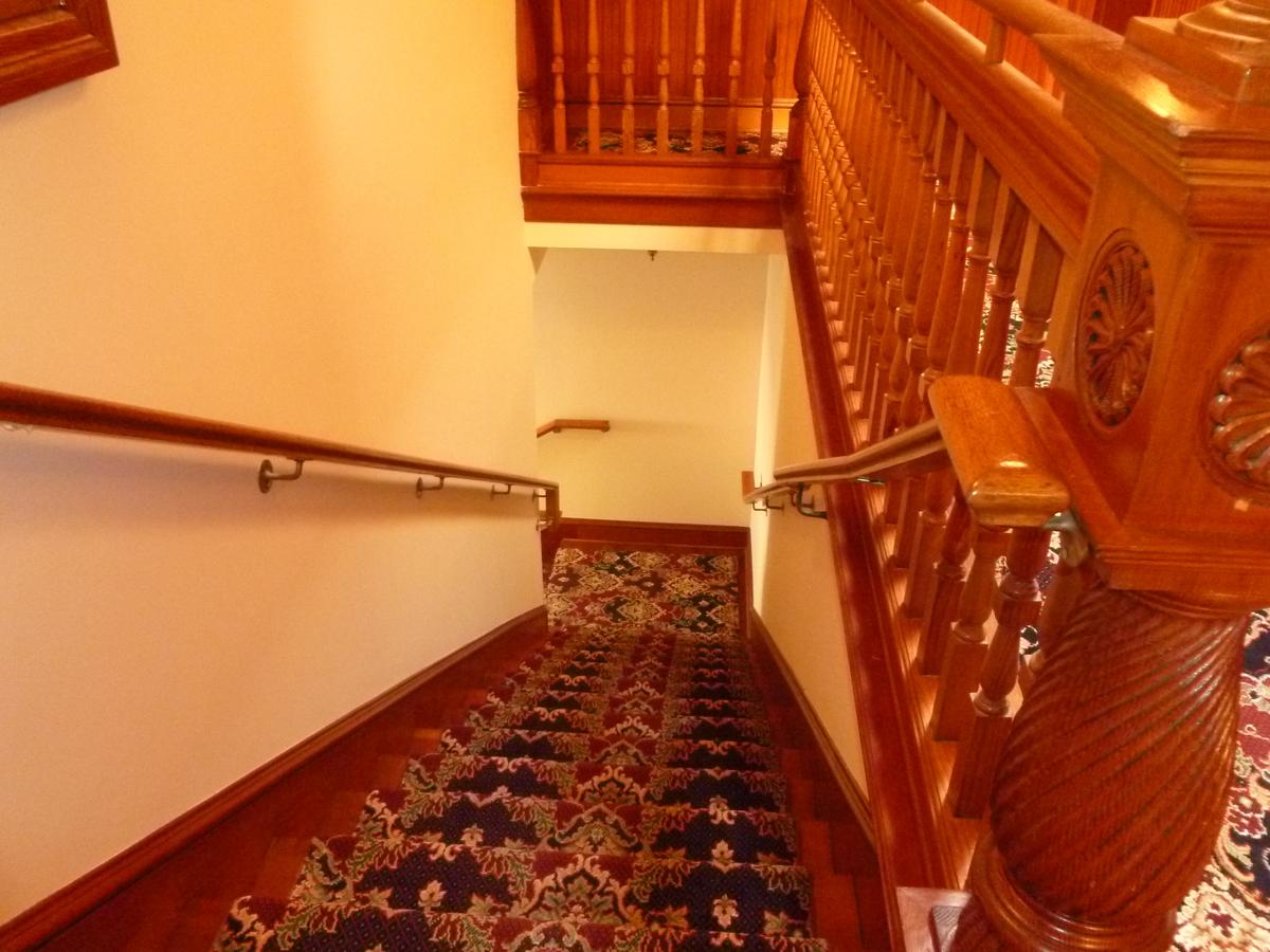 Lahaina Inn - thumb 29