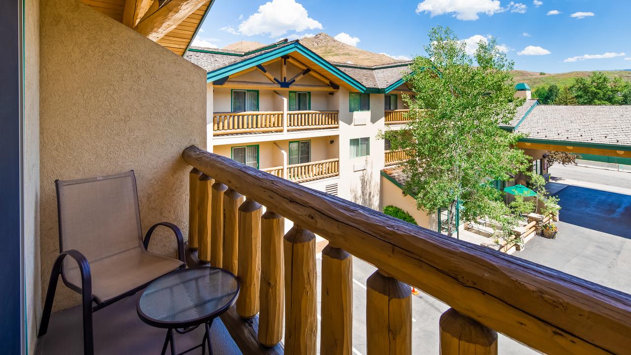 Best Western Plus Kentwood Lodge - thumb 4