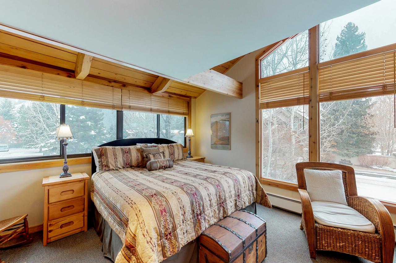 Ketchum Treehouse - thumb 11