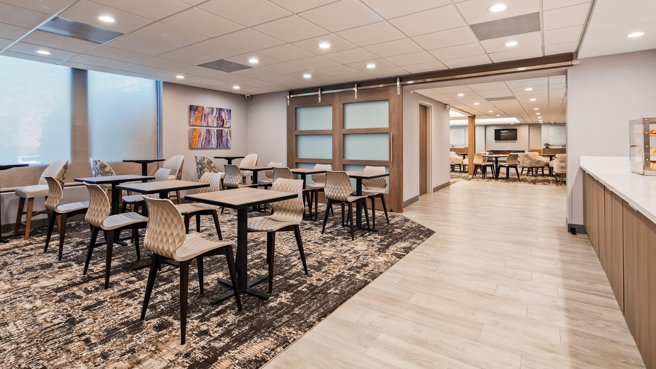 SureStay Plus Hotel By Best Western Chicago Lombard - thumb 11