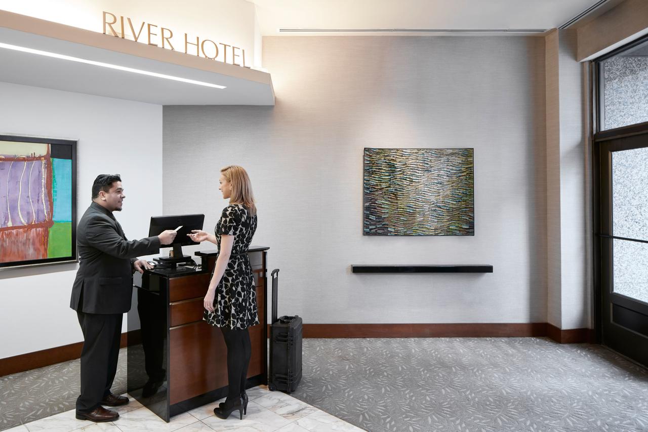 River Hotel - thumb 33