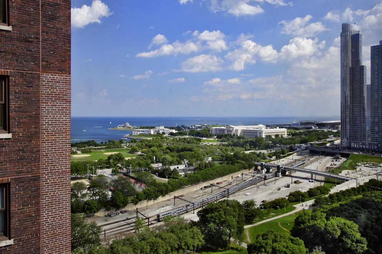 Hilton Chicago - thumb 2