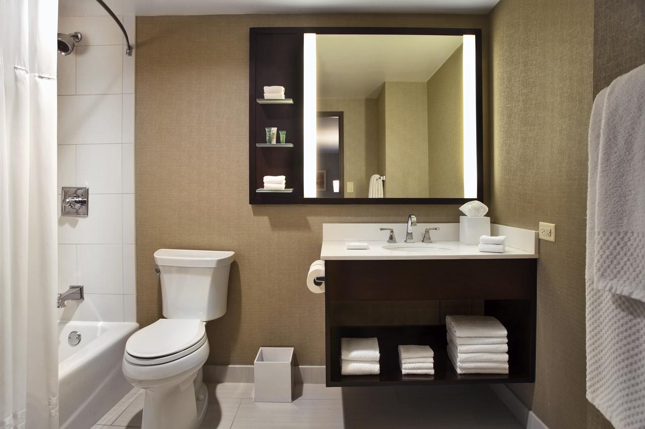 Hilton Chicago - thumb 12