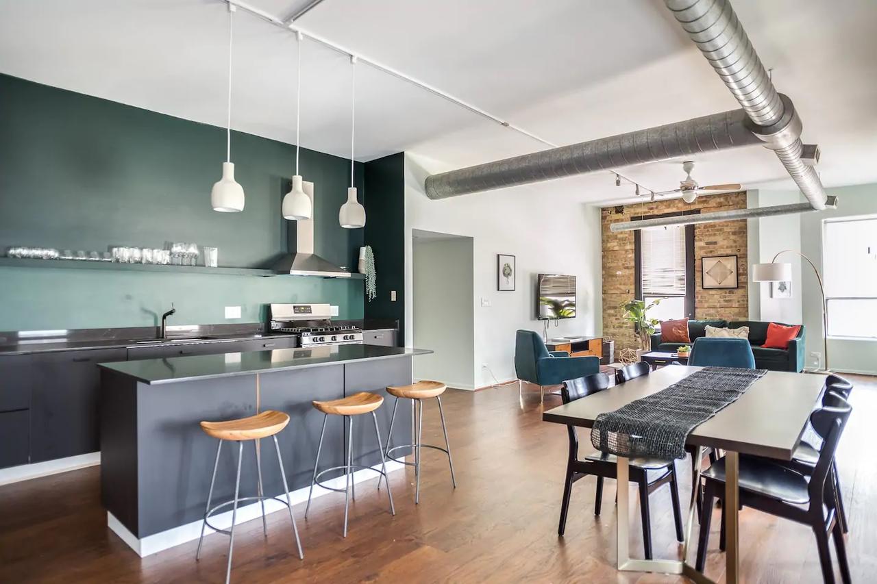 Luxury Downtown Penthouse With Private Rooftop! - thumb 4