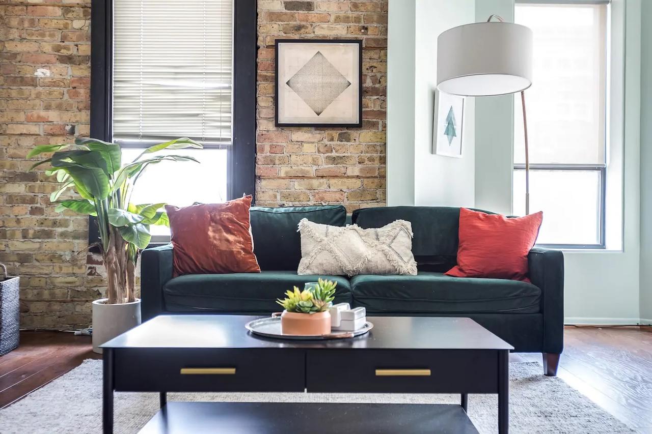 Luxury Downtown Penthouse With Private Rooftop! - thumb 1