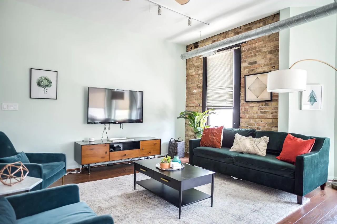 Luxury Downtown Penthouse With Private Rooftop! - thumb 16