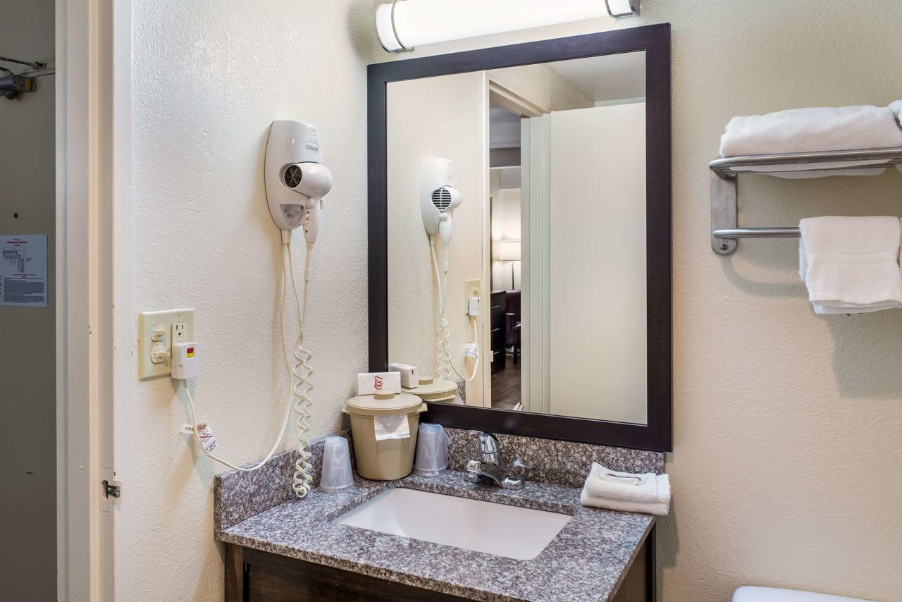 Red Roof Inn Richmond - thumb 13