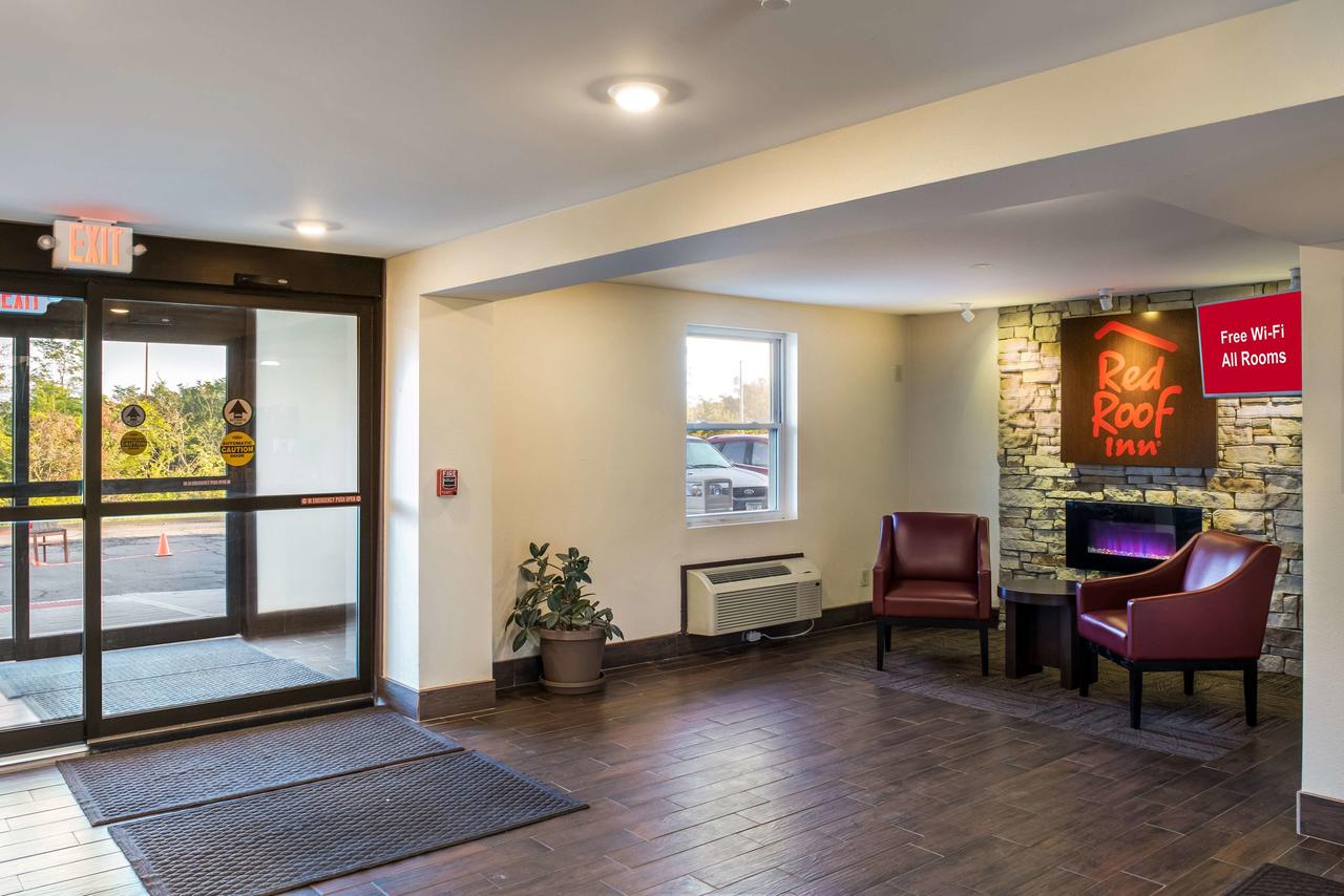 Red Roof Inn Richmond - thumb 28