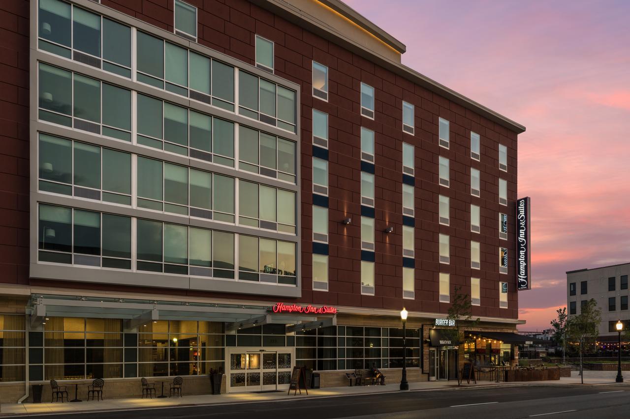 Hampton Inn & Suites Fort Wayne Downtown - thumb 0