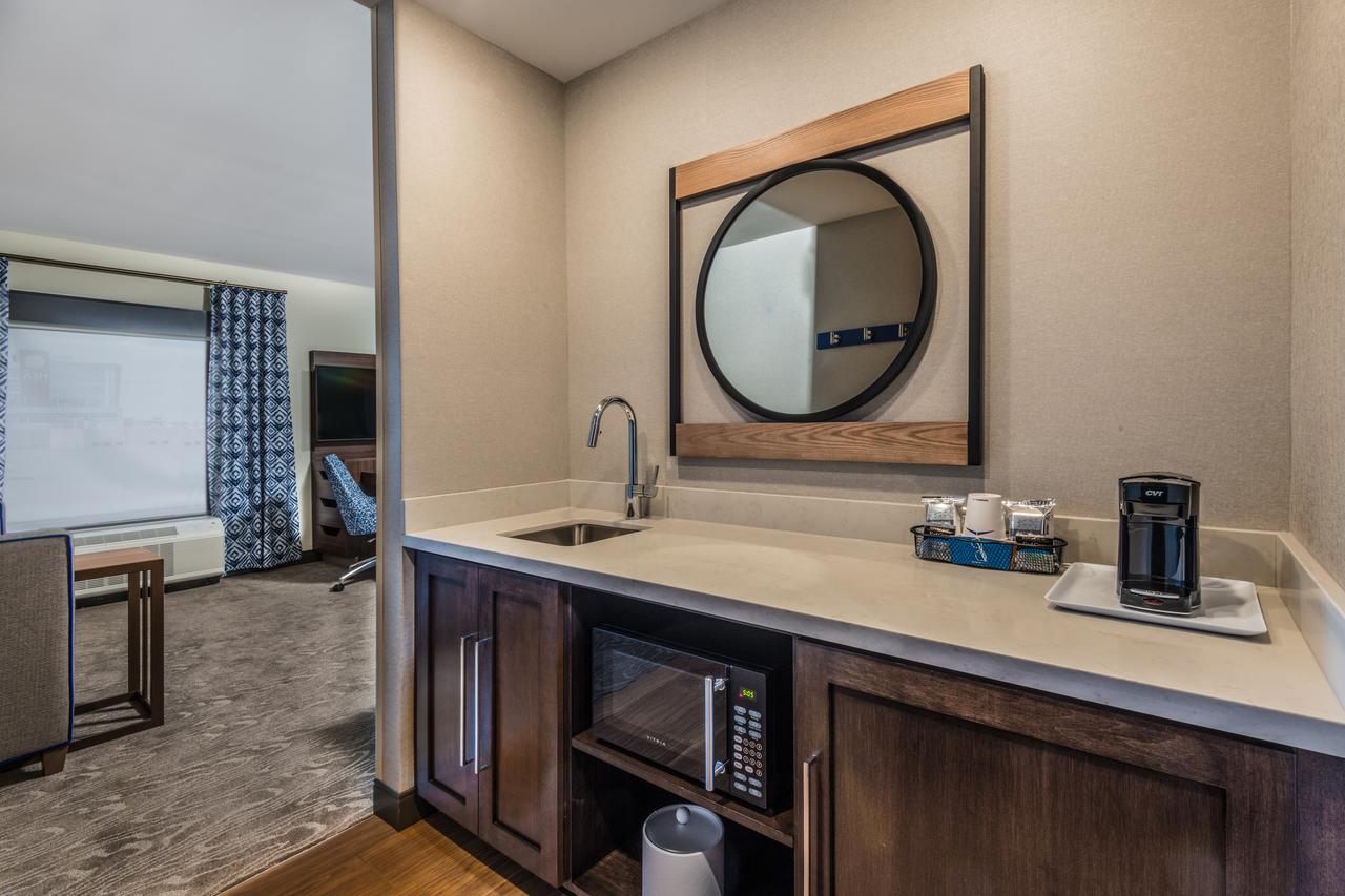Hampton Inn & Suites Fort Wayne Downtown - thumb 5