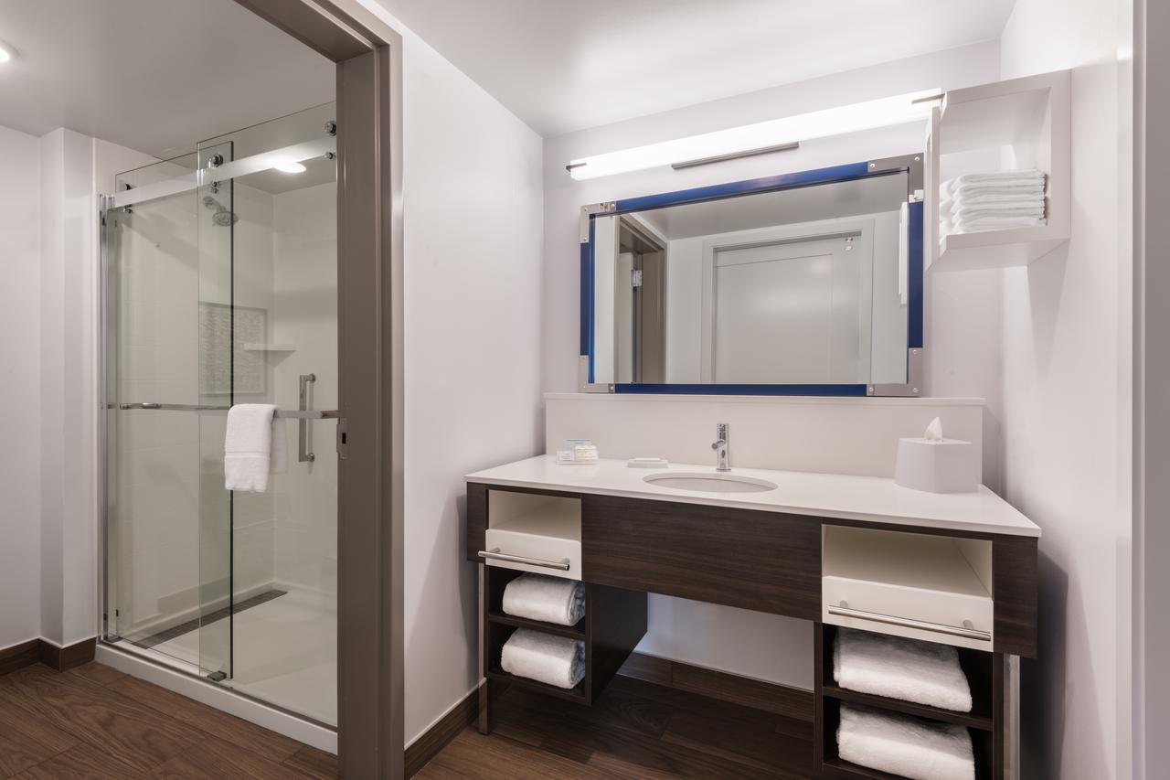 Hampton Inn & Suites Fort Wayne Downtown - thumb 18
