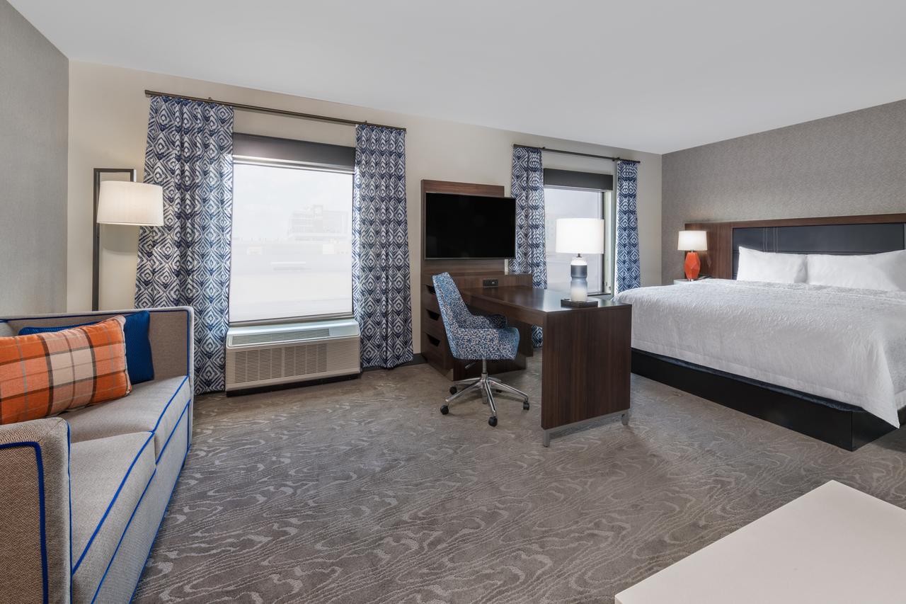 Hampton Inn & Suites Fort Wayne Downtown - thumb 9
