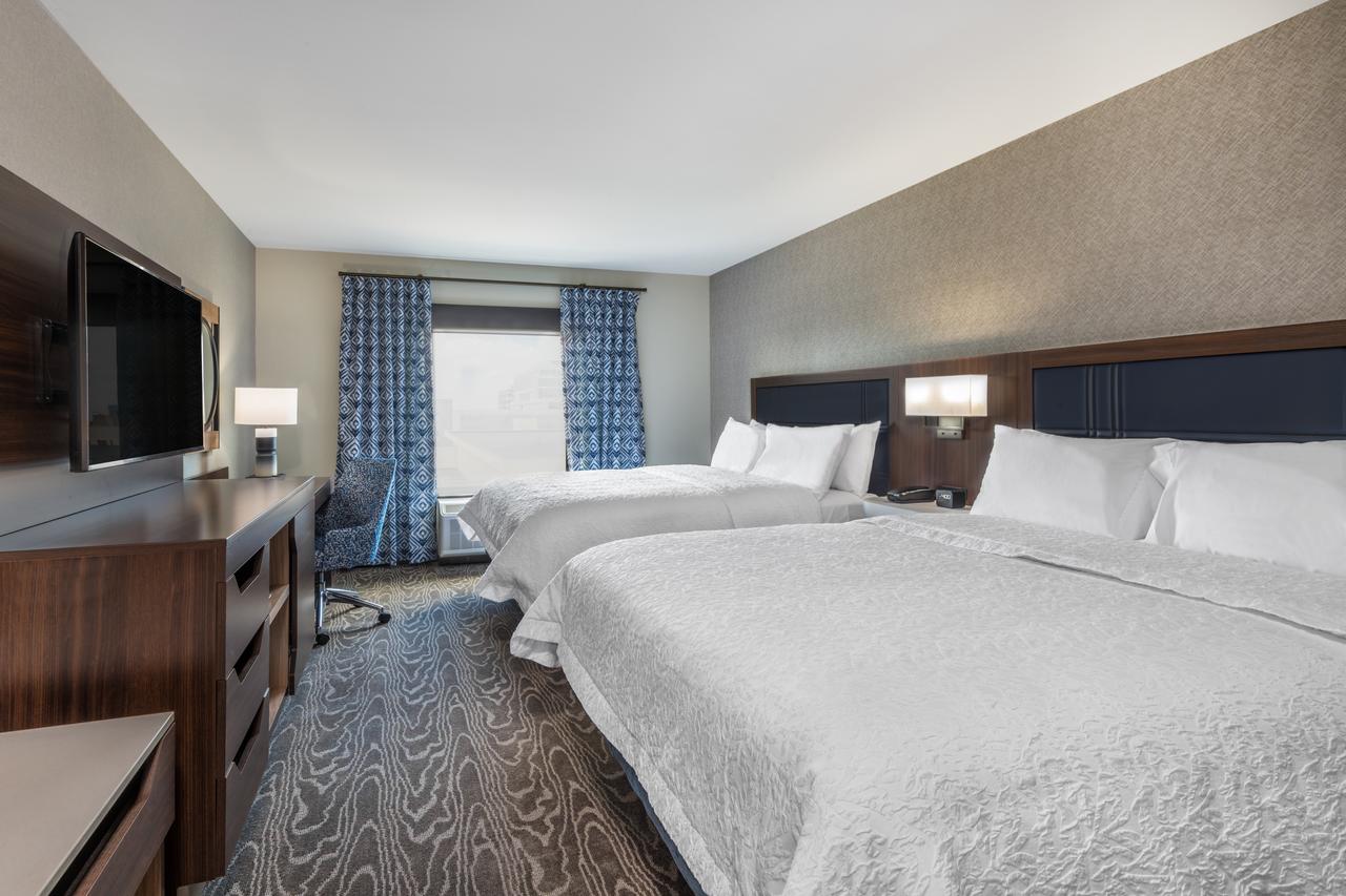Hampton Inn & Suites Fort Wayne Downtown - thumb 2
