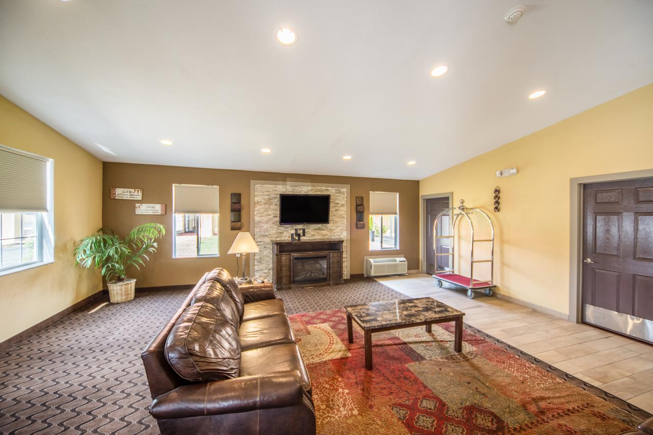 Suburban Extended Stay Hotel Fort Wayne - thumb 7