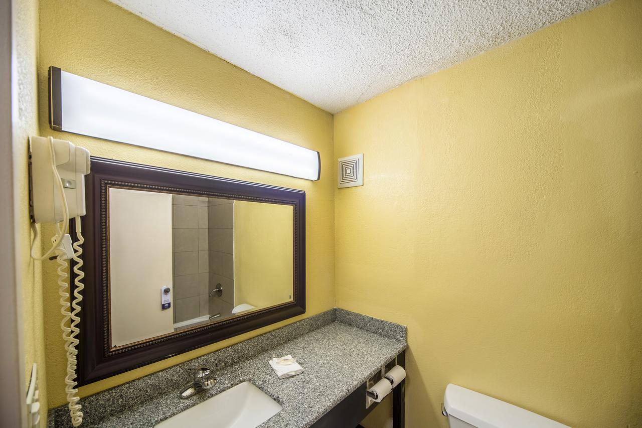 Suburban Extended Stay Hotel Fort Wayne - thumb 5