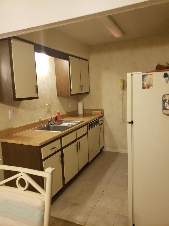 9543 University Avenue - thumb 1