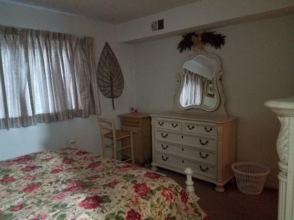 9543 University Avenue - thumb 4