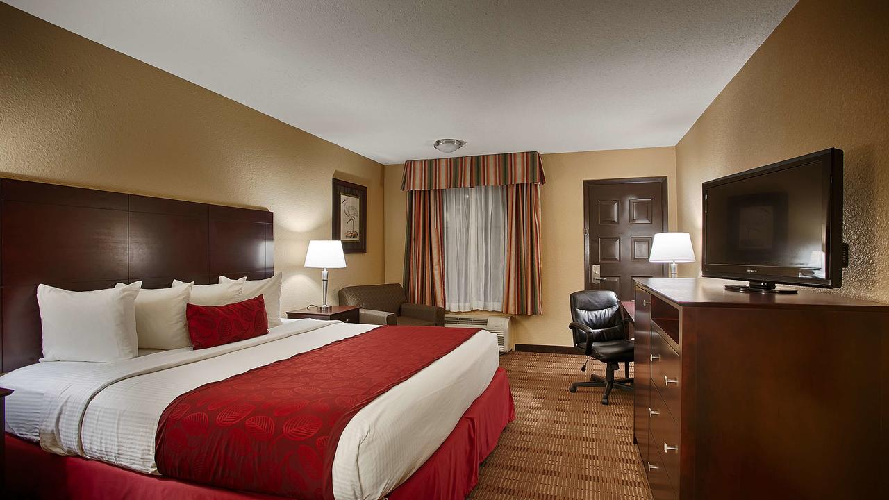 Best Western Of Alexandria Inn & Suites & Conference Center - thumb 1