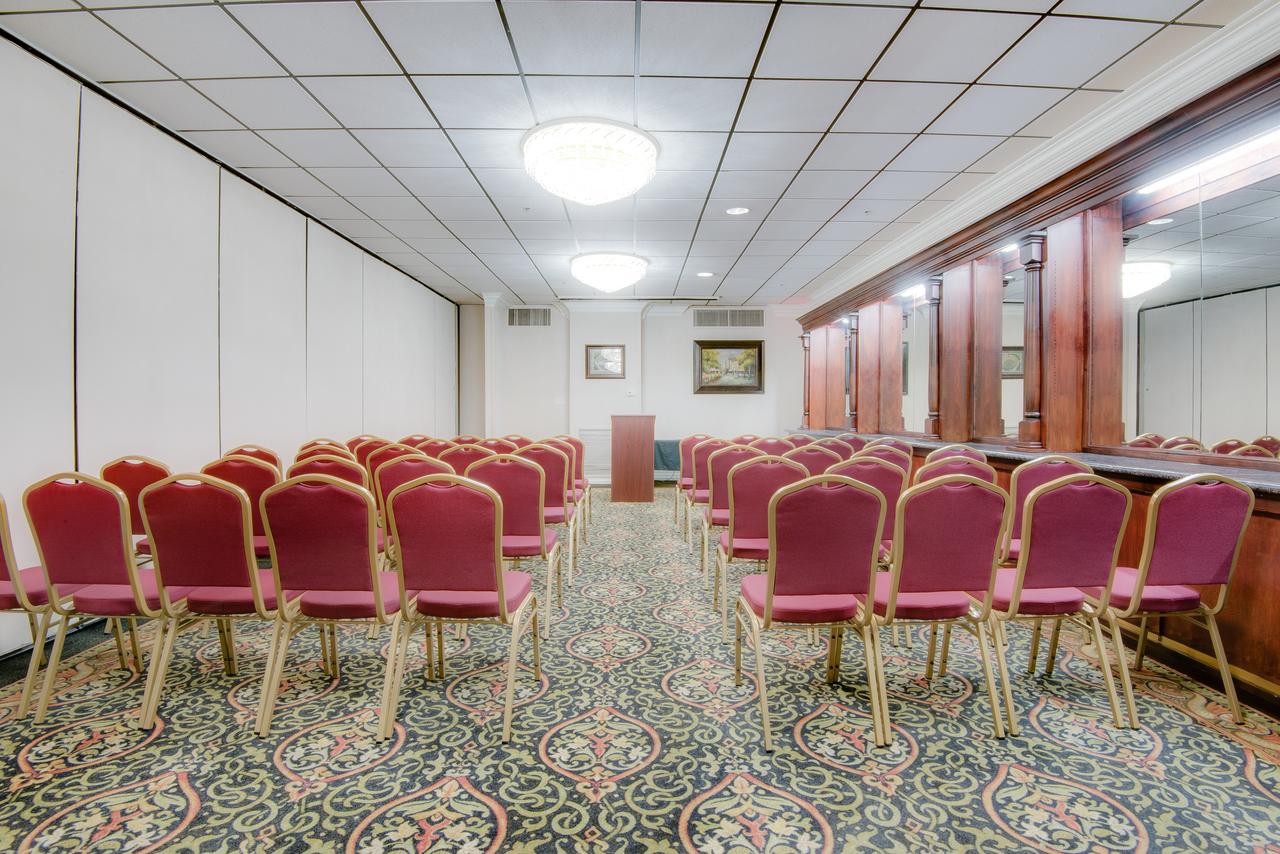 Ramada By Wyndham Metairie New Orleans Airport - thumb 34