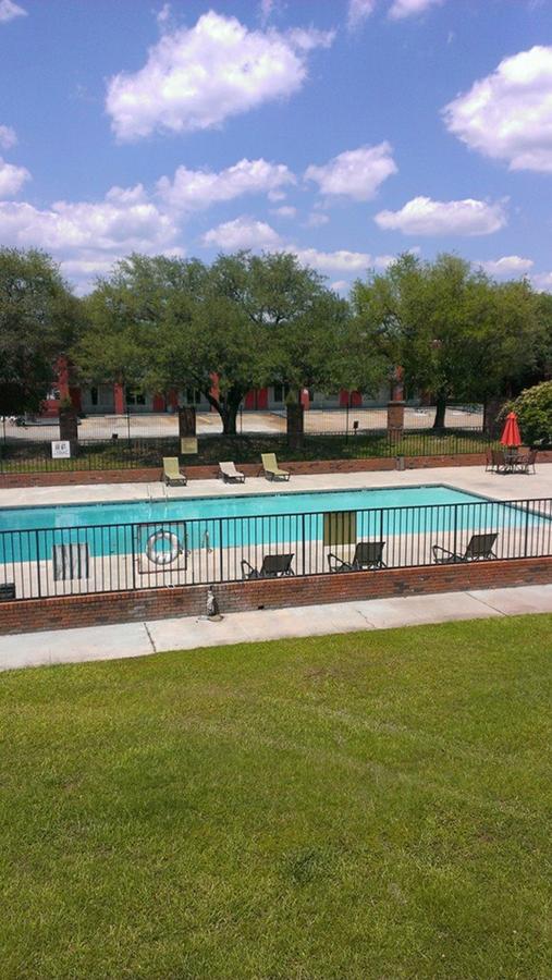Americas Best Value Inn-Hammond - thumb 25