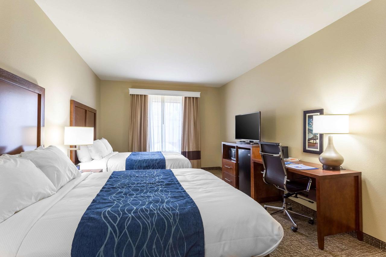 Comfort Inn & Suites Airport - thumb 10